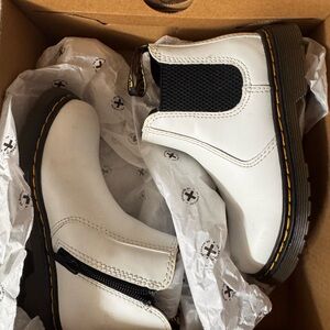 doc martens Classic White Kids' Chelsea Boots